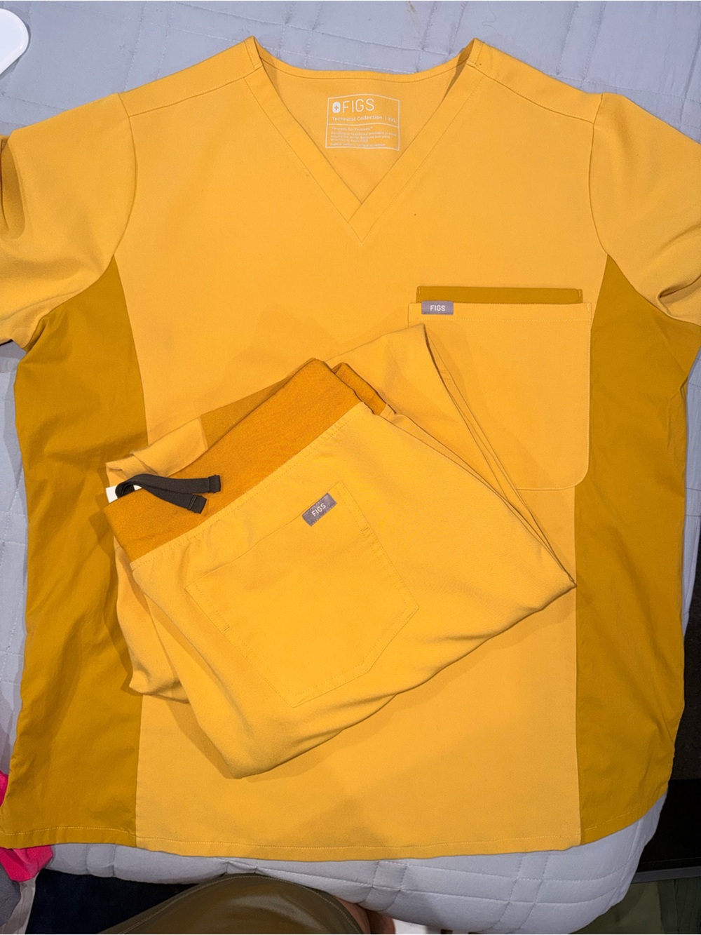 Figs Yellow Two tone  Set